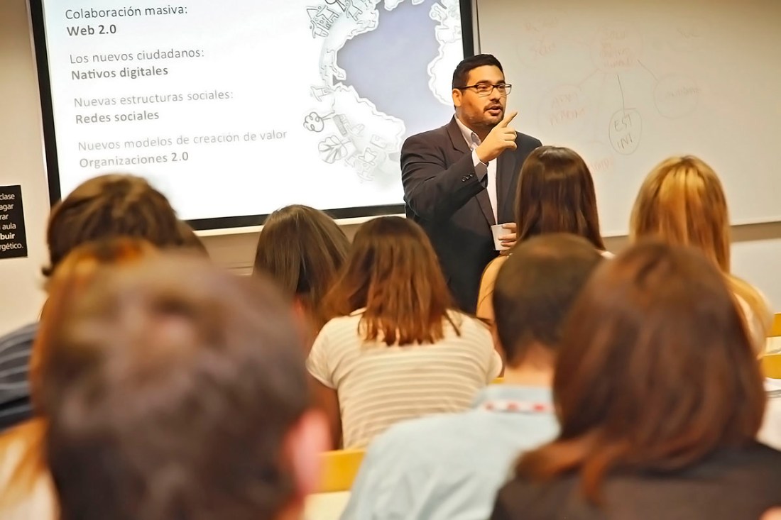 140313AD1-0149-University